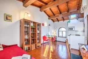 Le Fontane With View Lake - Happy Rentals - Image 1