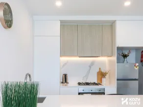 KozyGuru | Box Hill | Elegant City Hideaway - Image 4