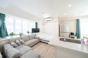 Residence7 / Shinjuku / Spacious 2-Bedroom Apartment with Living Room / 10 Guests - Image 2