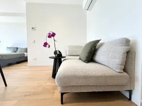 Sage Boutique Retreat | Private Balcony + Parking - Image 4