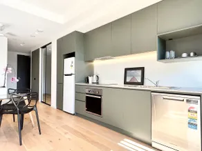 Sage Boutique Retreat | Private Balcony + Parking - Image 5