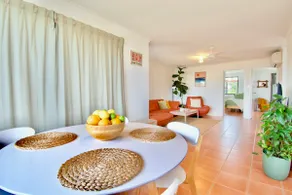 The Little Warana Beach Retreat - Image 4