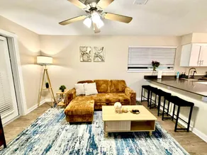 Luxe Getaway by AT&T & Six Flags - Image 3