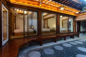 SONU: A space where the breath of the wind stays/Bamboo garden and indoor footbath/Gyeongbokgung Palace 5 minutes/Myeongdong 10 minutes - Image 3