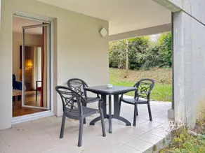 The Divine • T2 with terrace, close to lake & Switzerland - Image 3