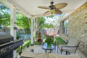 Cowboy Pool, Rockwall, Amazing Family Home - Image 3