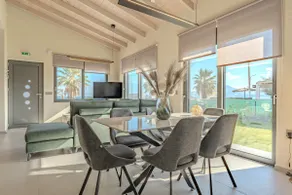 Seawhisper Villa - Image 4