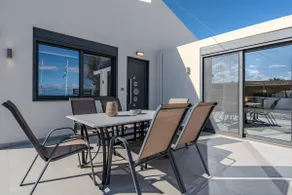 Seawhisper Villa - Image 5