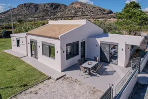 Seawhisper Villa - Image 3