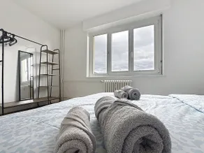 Beautiful cozy and bright apartment, with balcony - Image 5