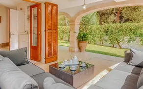 1-Min to Beach • Pool • Family & Cycling Paradise - Image 3