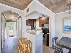Sunny Retreat Steps from the Beach! - Image 4