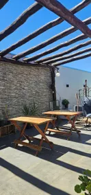 House with Pool for Family Near Shopping Malls - Image 4