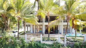 Spacious Tropical Villa with Pool • Stunning views - Image 2