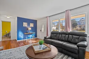 Stylish 4BR • Walk to Metro • Sleeps 9 + Games - Image 2