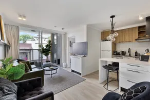 Stylish 1-Bedroom Stay with Balcony & Pool Access - Image 4
