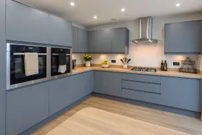 Bright and Spacious Blackwood Home 4 Bedroom Sleeps 8 - Image 2