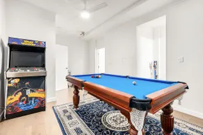 Group & Family 3BR with Game Room, Terrace & Parking - Image 4