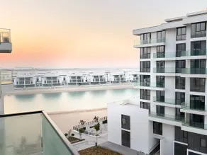 ASHRI HH | Elegant 1BR in Ajmal Makan | Beachfront - Image 5