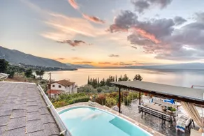 Magical view, Villa Asproneri, Kamena Vourla - Image 2