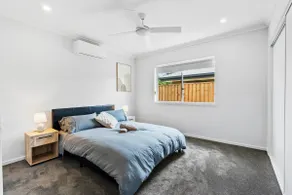 Fresh and Stylish 4BR Getaway Near Local Parklands - Image 4