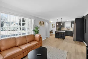 Stunning Home 15 Min to Downtown & Airport - Image 2