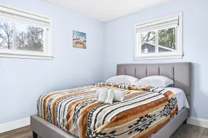 Guest Favourite 3BR Home | Walk Downtown | Parking - Image 5
