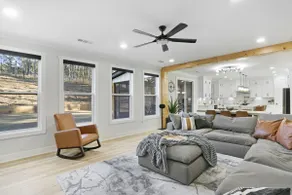Peaceful Winder Hideaway - Image 2