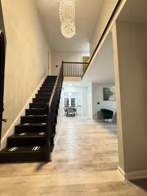 Modern Getaway Near PTI Airport & Hospitals - Image 2