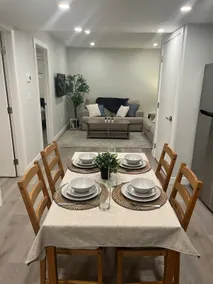 Bright 2-Bedroom Family & Pet-Friendly Suite+Yard - Image 5