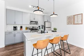 1Bed Apt, Gym | Lowry Hill | Theater - Image 5