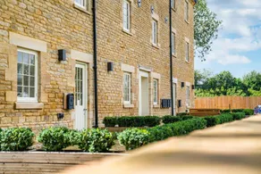 Luxury Stay the Old Mill, Yarwell, Peterborough - Image 2