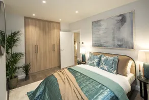 Beautiful flat for 4 at Barons Court - Image 2