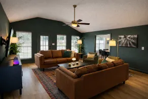 Pine&Palm | 4BR/4BA+4TVs+GameRm+Firepit+Fence+Pets - Image 2