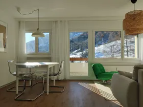 Big studio, just renovated, great views, with free parking - Image 2