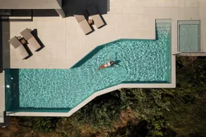 Aerial Villa - Award Winning Luxury Retreat - Image 4