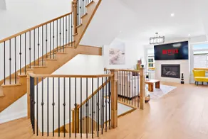 Luxe Thorold House: Stylish Retreat Near Falls - Image 4