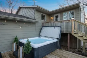 *NW SF* ~ Firepit~Golf Sim~Hot Tub~Sauna~Game Room - Image 4