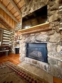 Famous “Breaking Bad” Cabin Stay In Placitas - Image 4