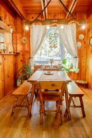 Root-Stone Lodge - Image 2