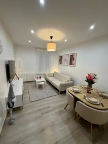 Cozy 2-bedroom apartment & Parking - Near Colmar - Image 3