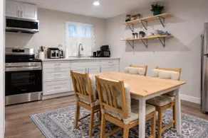 Modern 1BR Suite•Private Entrance•WFH Desk•Laundry - Image 4