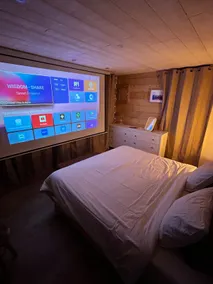 Chalet des Brasses - Skiing, projection and terrace - Image 2