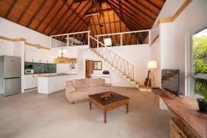 Fare Ra'inearii - Intimate beach nearby - Image 2