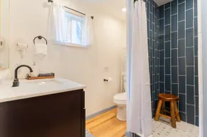 Raindrop Getaway - Kids loft & Sauna Retreat - Image 4