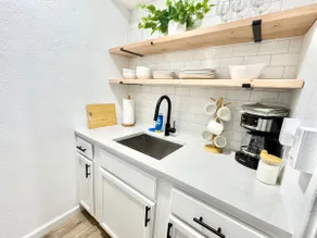 Perfect 1bed/1bath in DSM next to DT -Free Parking - Image 4