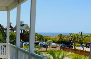 A Bit O'Heaven by Oak Island Accommodations - Image 2