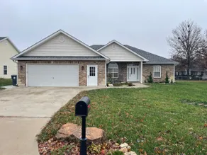 2 min to State Fair, Oasis with Hot Tub, TV, etc. - Image 2