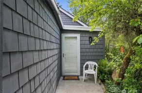 Casita on 5th - Pet Friendly Duplex near Downtown - Image 3