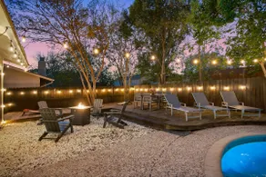 Relax & Revive Poolside Haven - Pet Friendly! - Image 2